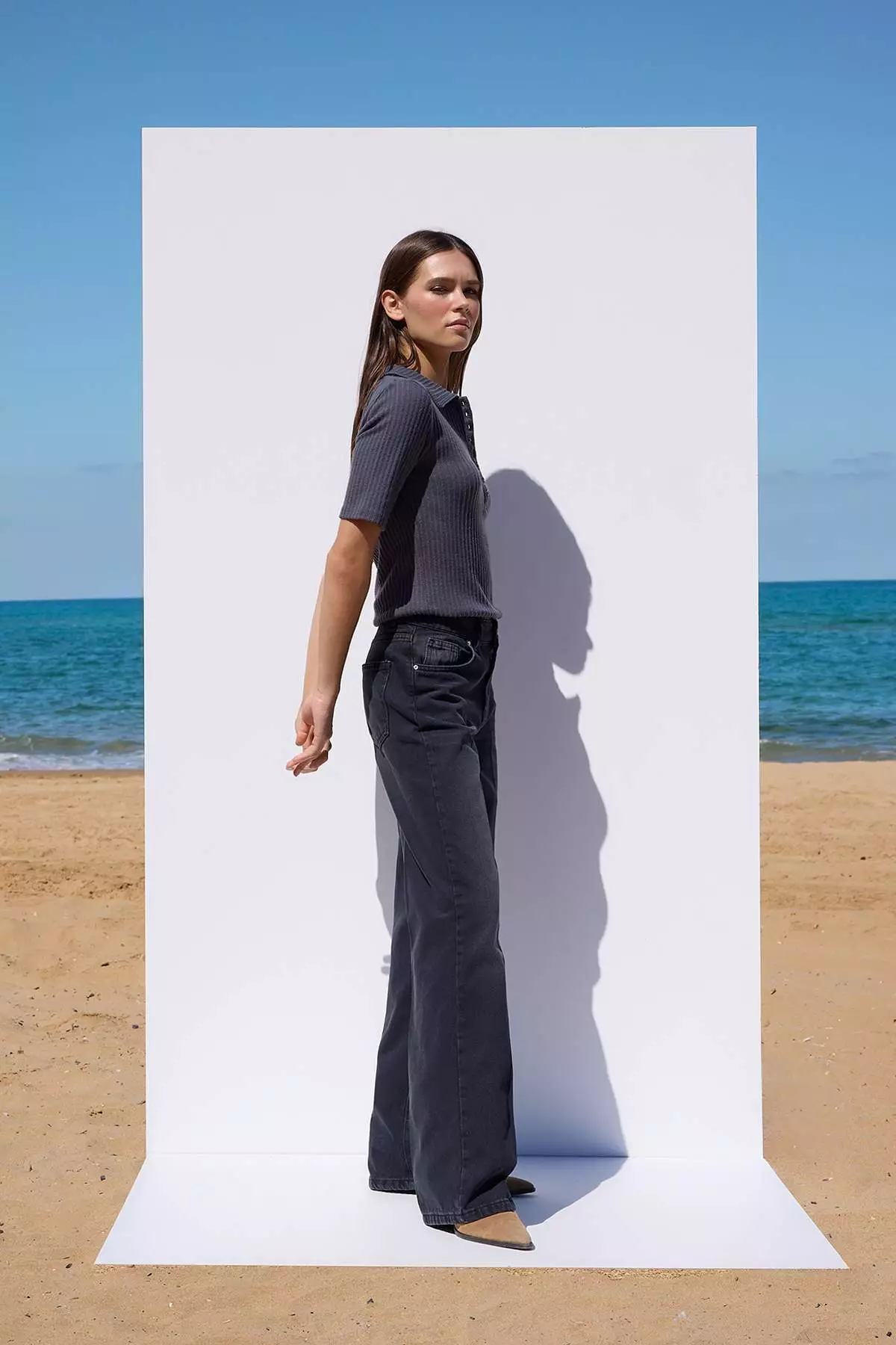 Black More Sustainable Normal Waist Wide Leg Jeans