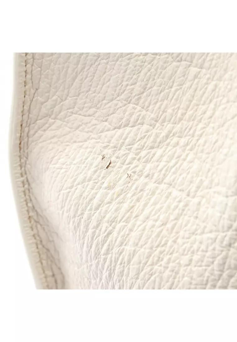 Pre-Loved MIU MIU Shoulder bag tote bag leather white