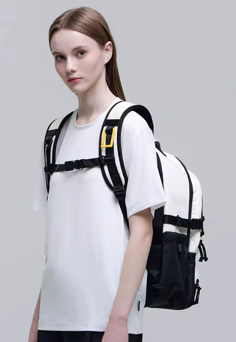 ★NATIONAL GEOGRAPHIC★RIPPLE BACKPACK★ナイロンバックパック RIPPLE Backpack BLACK | National Geographic MY
