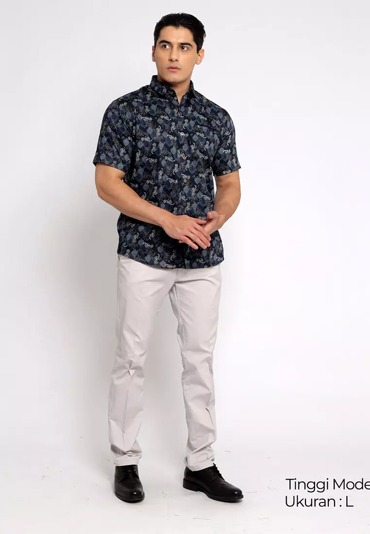 Simple Perfect Kemeja Batik Pria Lengan Panjang Casual Premium 2270 Navy