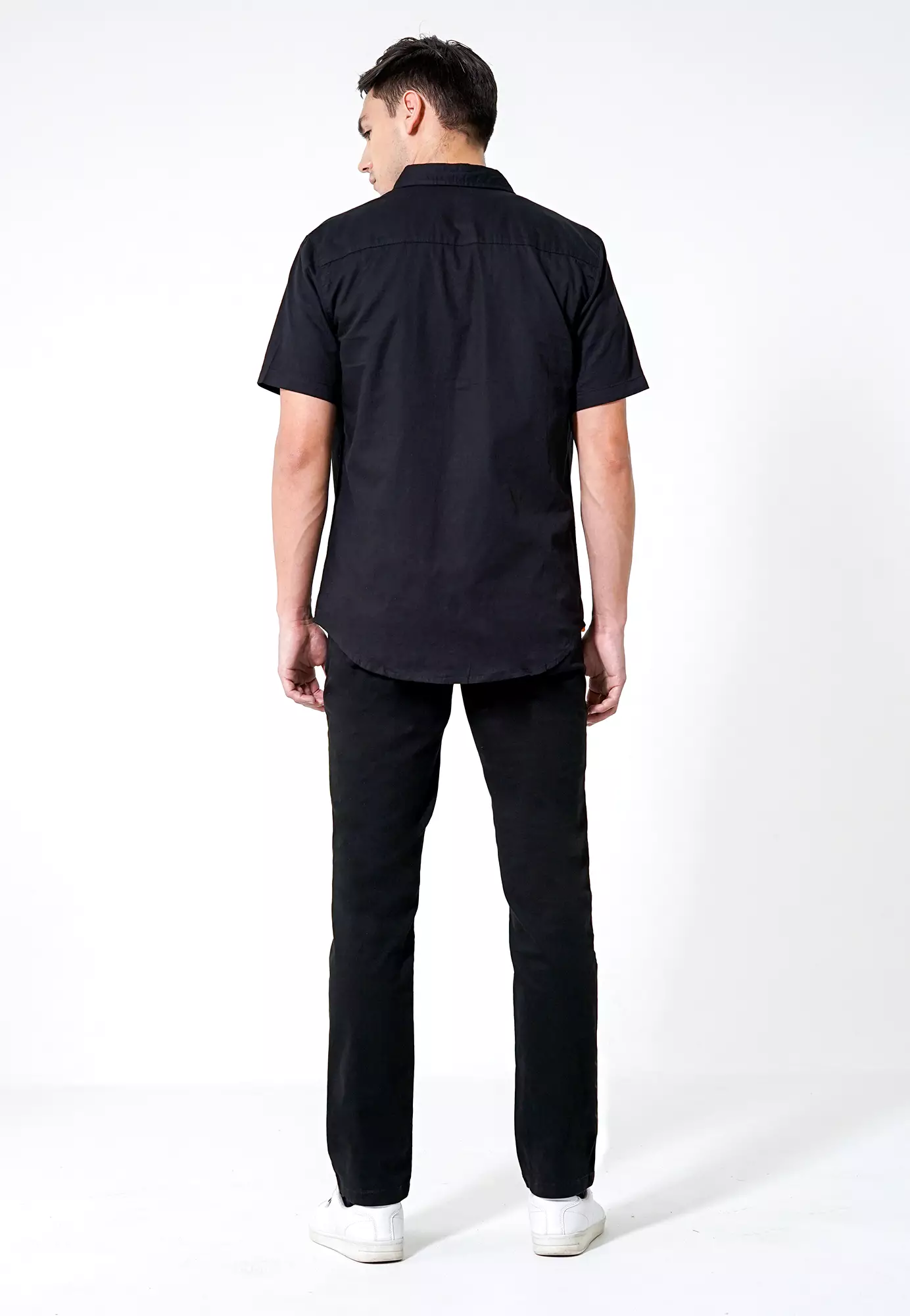 TRIPLE Celana Chinos Stretch Slim Fit (285 828 04)