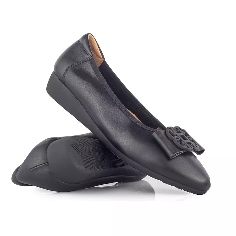 Sepatu Flat Wanita Gino Mariani Glenda Black