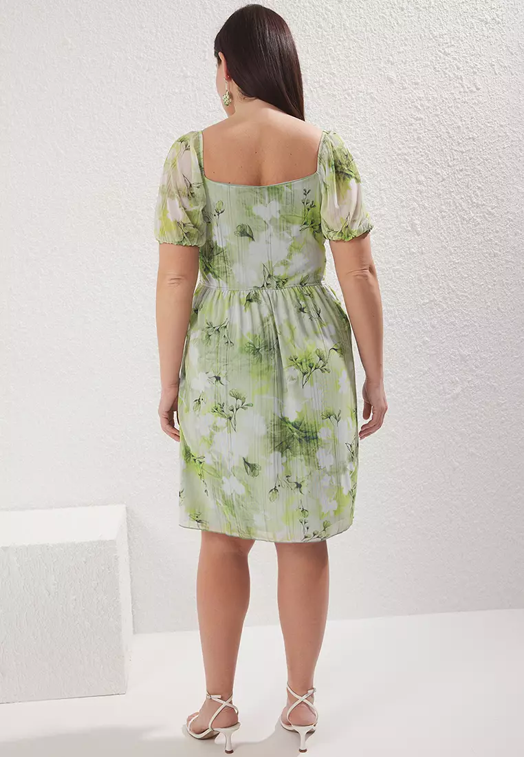 Plus Size Puff Sleeves Dress