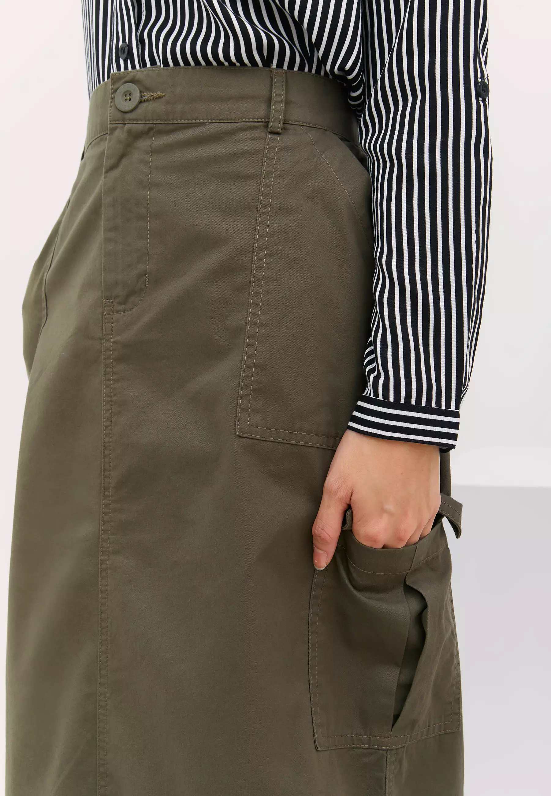 Erinna Olive Cargo Skirt (G.2198)