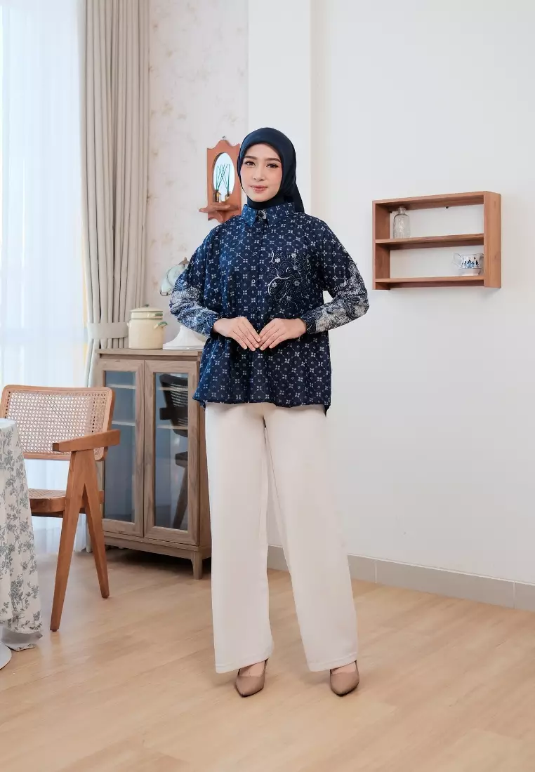 Sora Blouse Navy - Atasan Batik Wanita