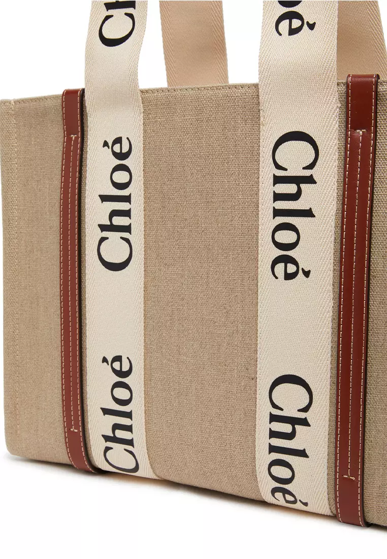 Woody Medium Tote Bag White Brown CHC22AS383I2690U