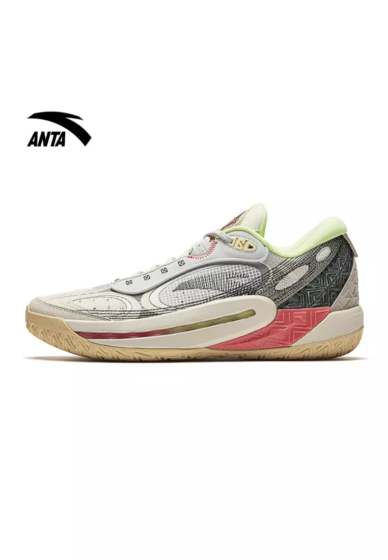 Men's Shock Wave 6.0 (Shock The Game) Basketball Shoes in White