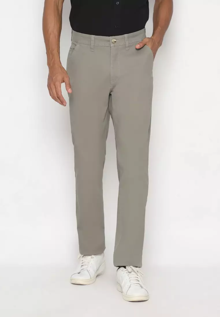 POLICE Celana Chino Panjang Cotton Premium Light Grey Regular Fit Pria