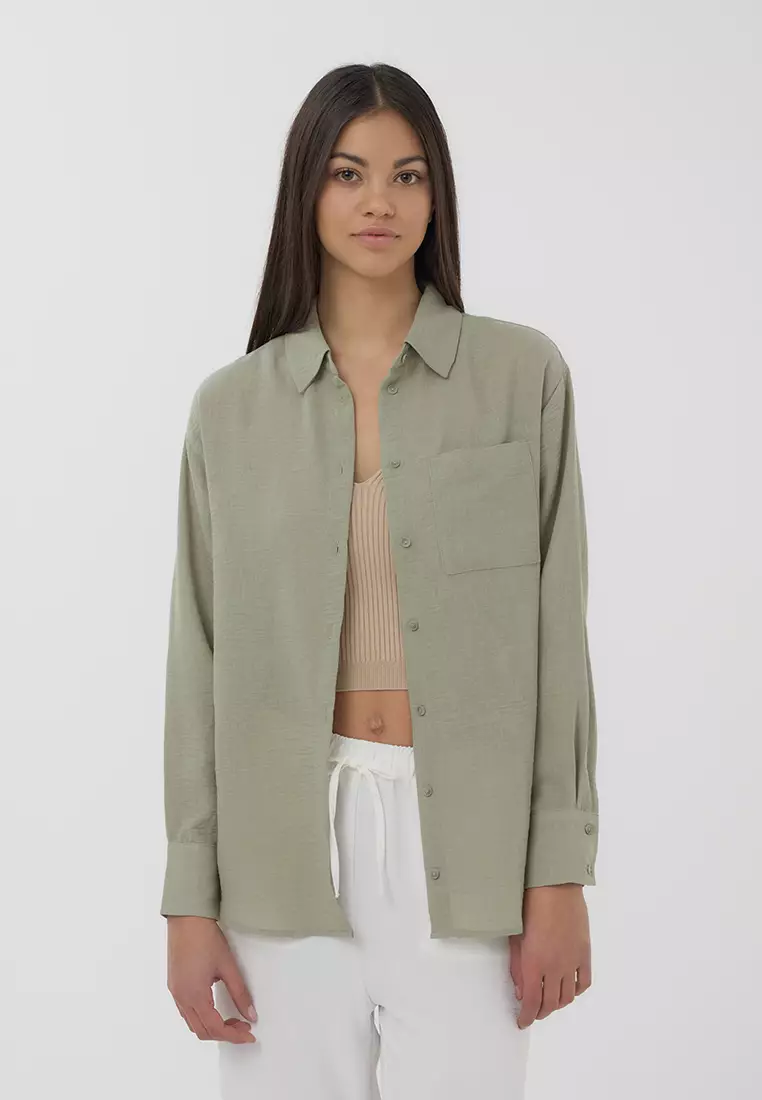 Woman Long-Sleeved Shirt