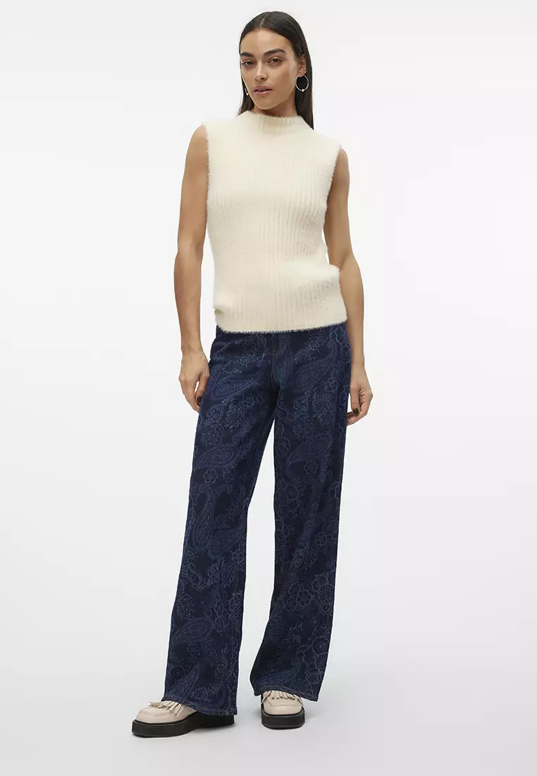 Lyra Funnel Neck Pullover