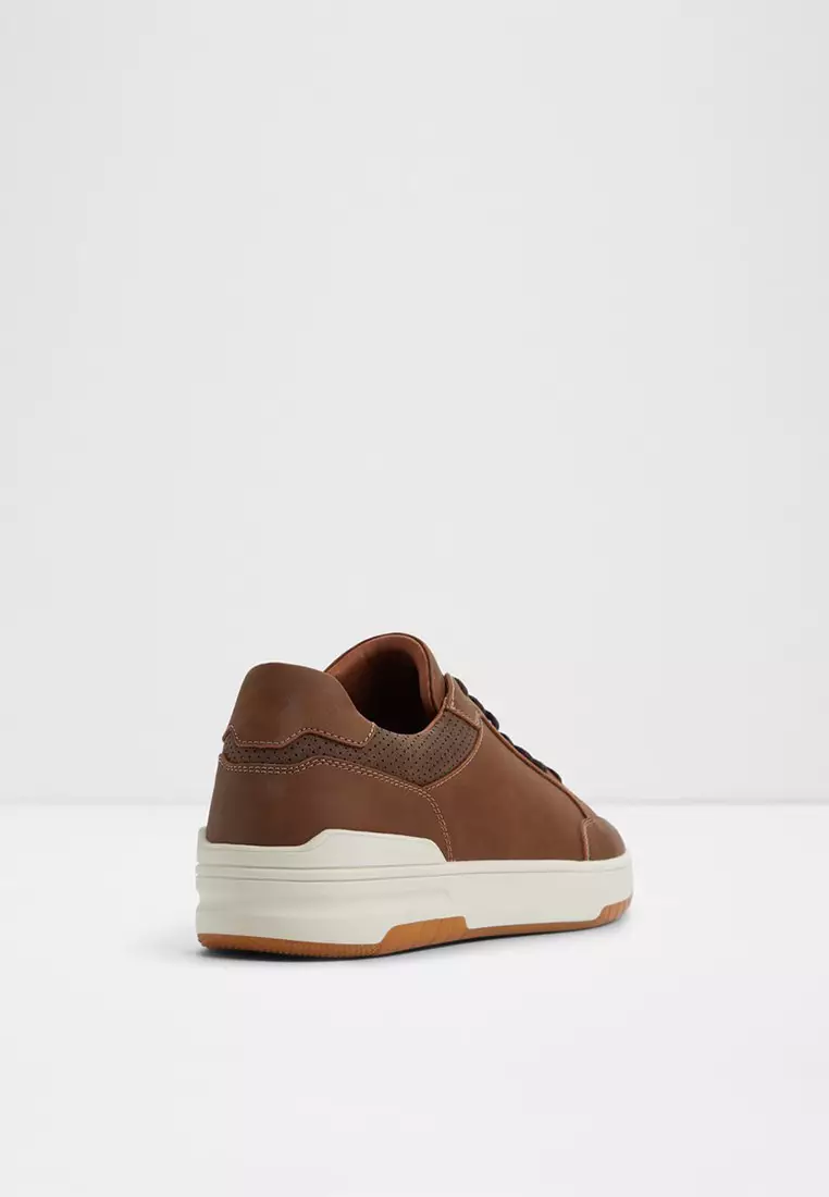 Zaiden Low-Top Sneakers
