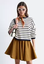 White/Blue Stripes