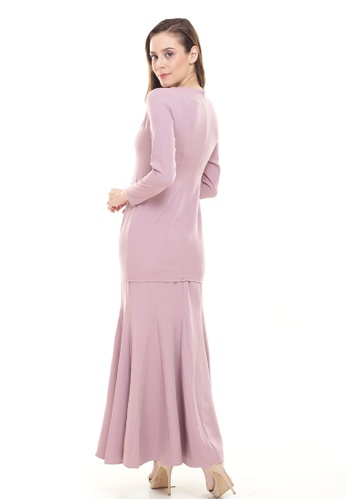 Buy Rina Kurung in Dusty Pink from Rina Nichie Basic in Pink only 179