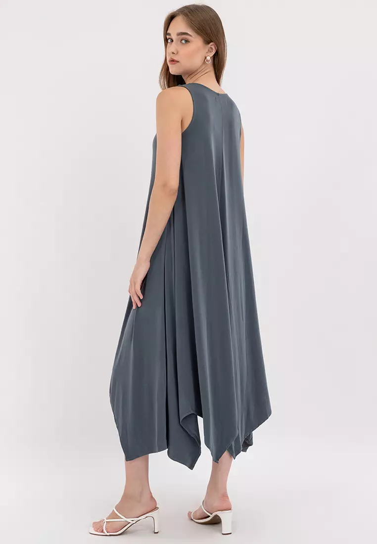 Amiera Dress