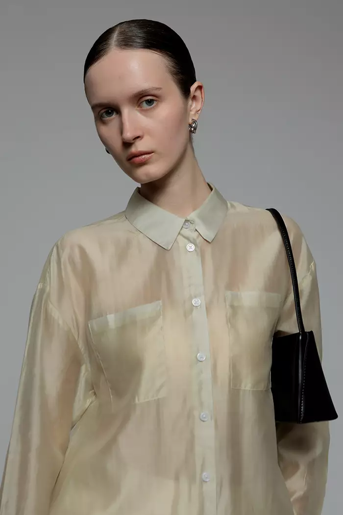 COTTONINK Studio - Atasan Kemeja Wanita Beige Sero #StudioEssentials