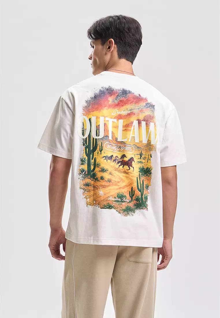 Outlaw Relaxed Graphic T-shirt