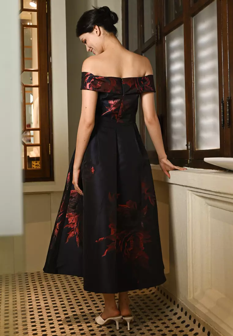 花卉露肩晚餐连衣裙