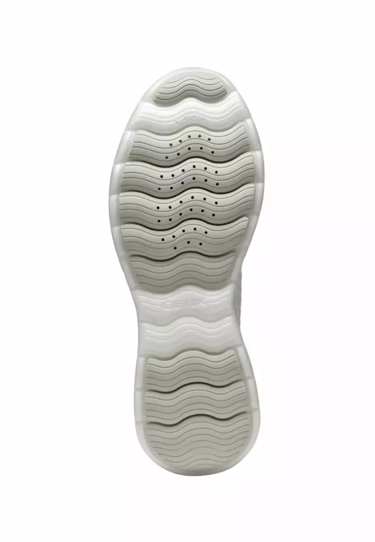 Women's D XTORS Flats Sneakers