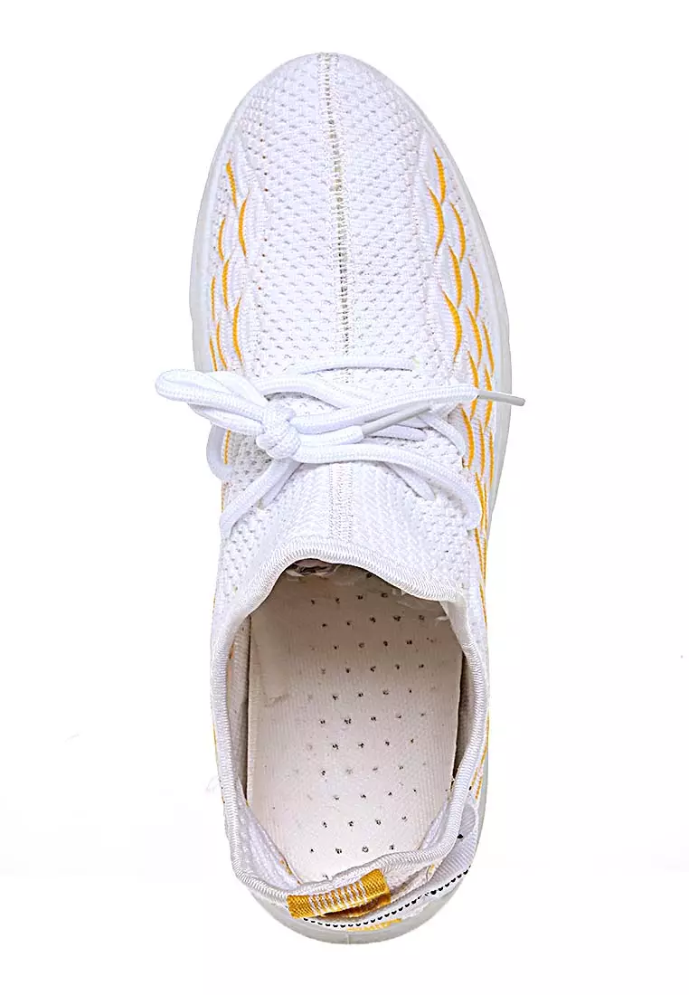 Chayton Sepatu Olahraga Pria Kasual Running Sport Material Flyknit ORIGINAL - White