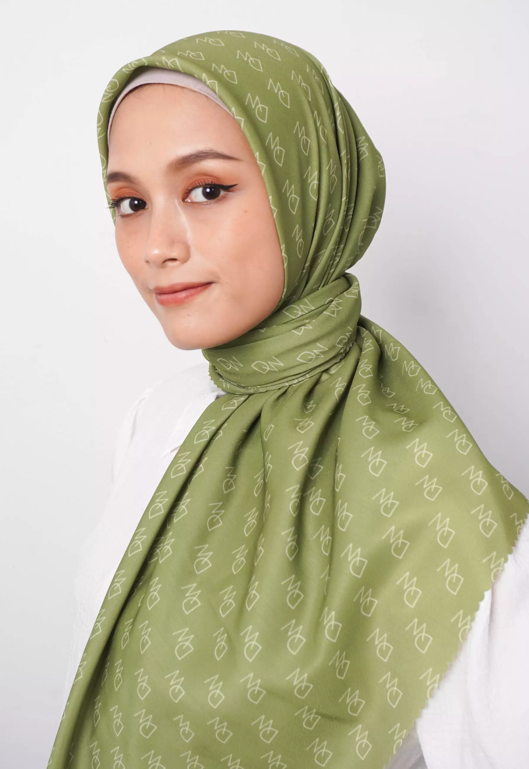 WK060 Kerudung Segi Empat Warna Avocado Motif Premium Anti Mleyot Anti Kusut Anti Lecek Avocado