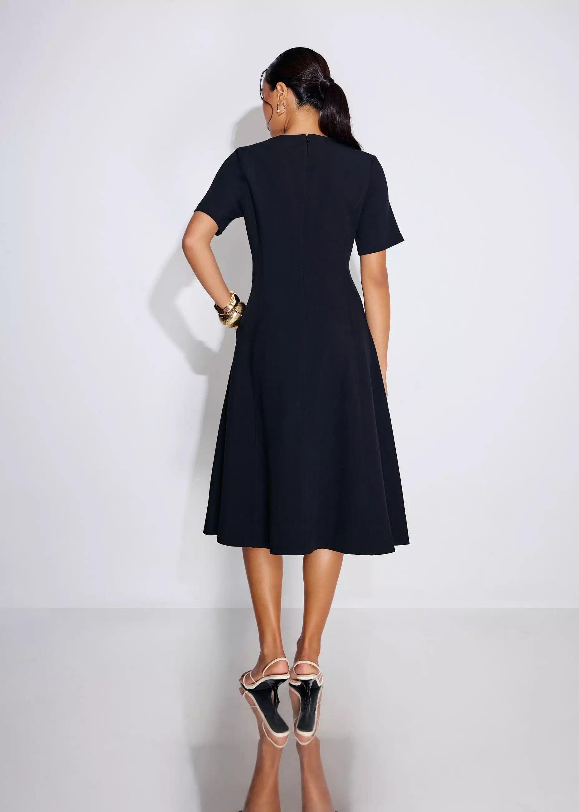 Dress Wanita - Sofi V-neck Short Sleeve Fit & Flare Midaxi Dress
