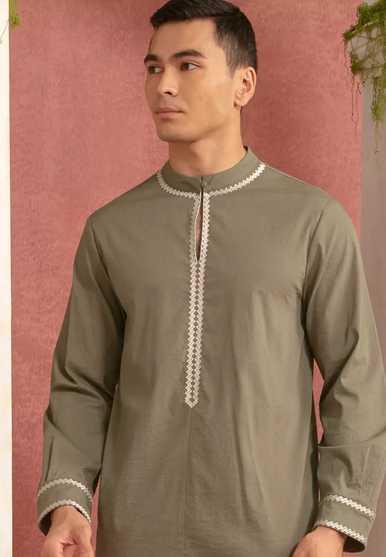 Men’s Collar Embroidered Shirt