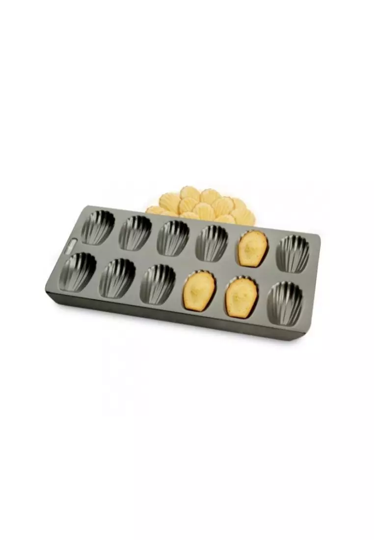 Chicago Metallic Non-Stick Eight Hole Mini Loaf Pan