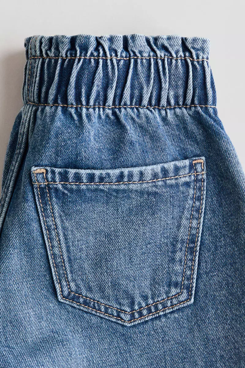 Loose Fit Denim shorts