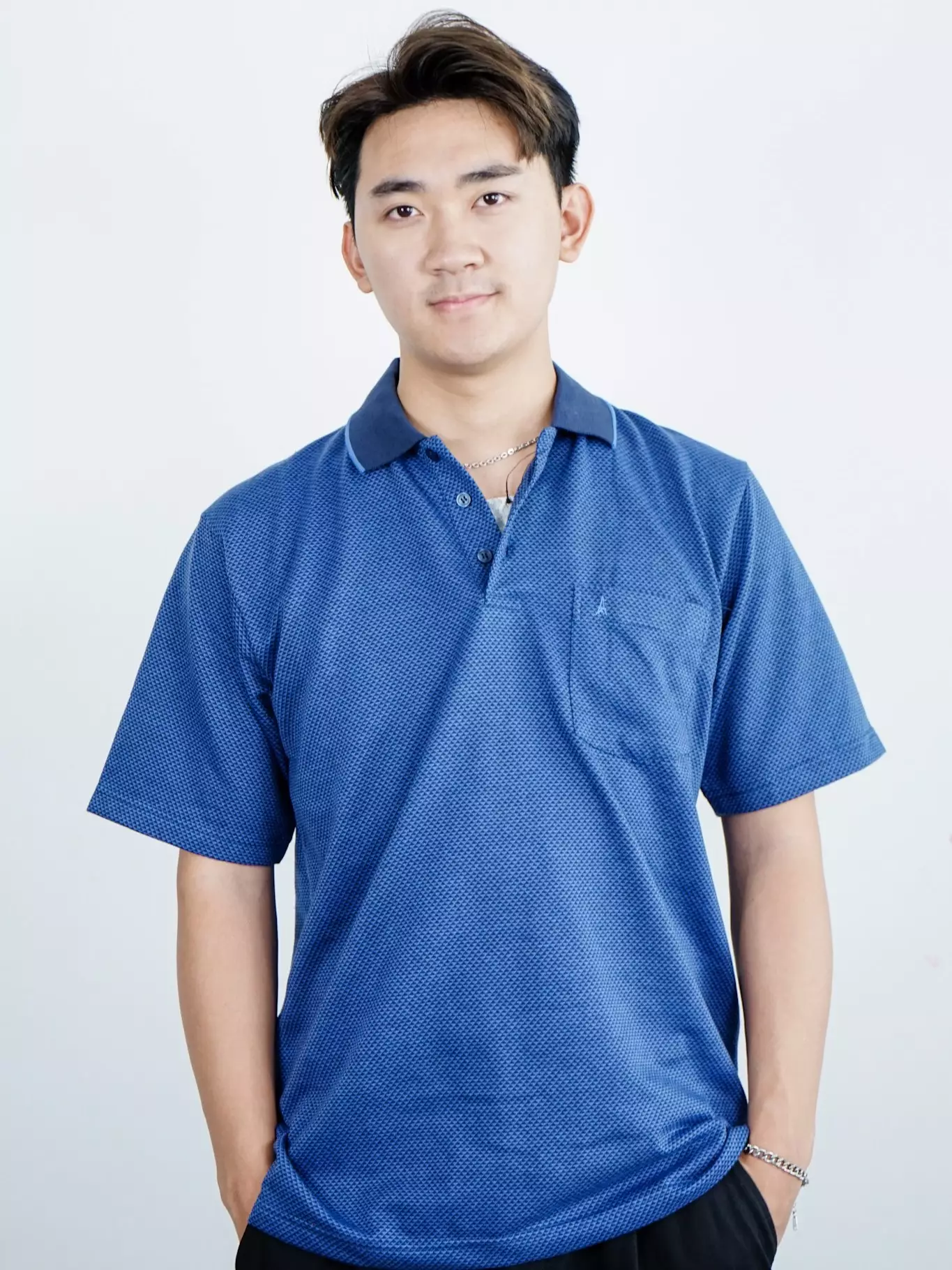 Andre Michel Polo Shirt Lengan Pendek Biru Motif Segitiga Kecil 3412