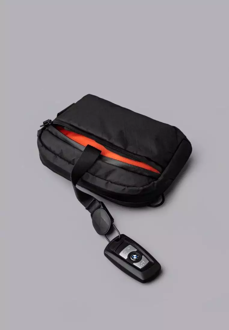 ALPAKA Flight Sling 1L Ultradyne 100D (Black)