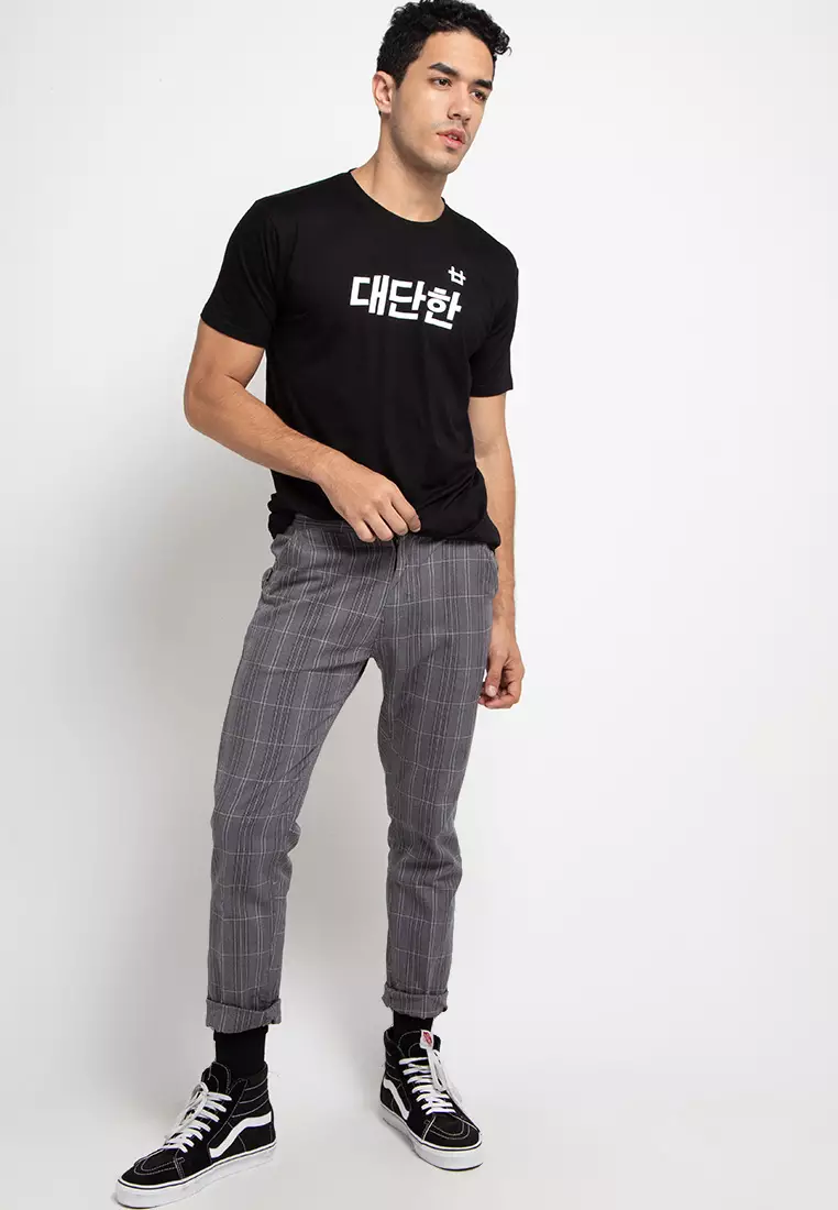 MTE48 korean awesome logo blk Kaos Hitam