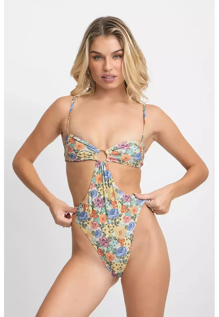 Raya One Piece / La Vie En Rose