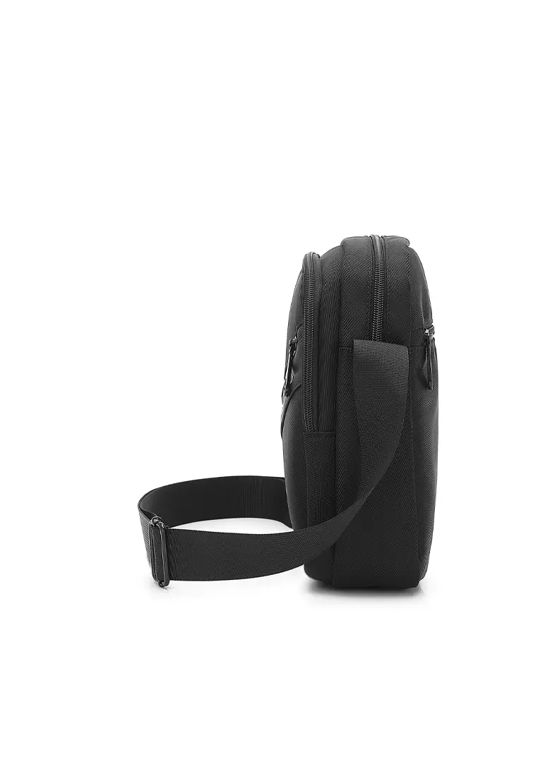 Men's Sling Bag / Crossbody Bag - Black
