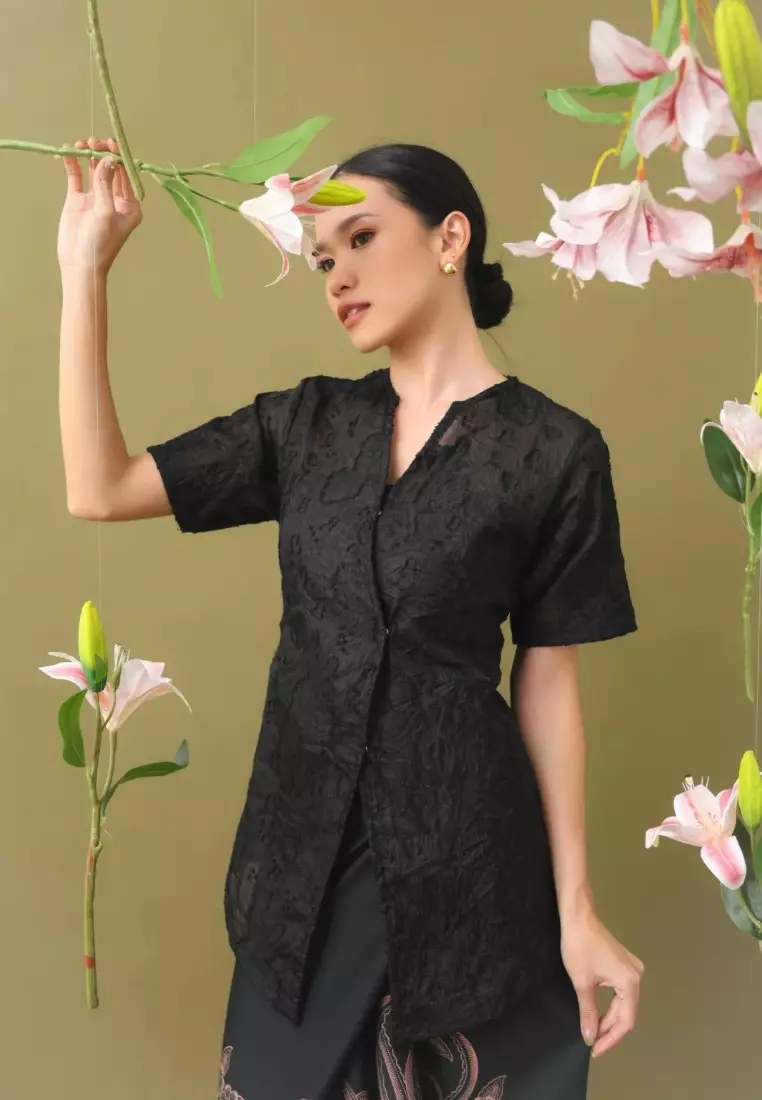 Azura kebaya blouse