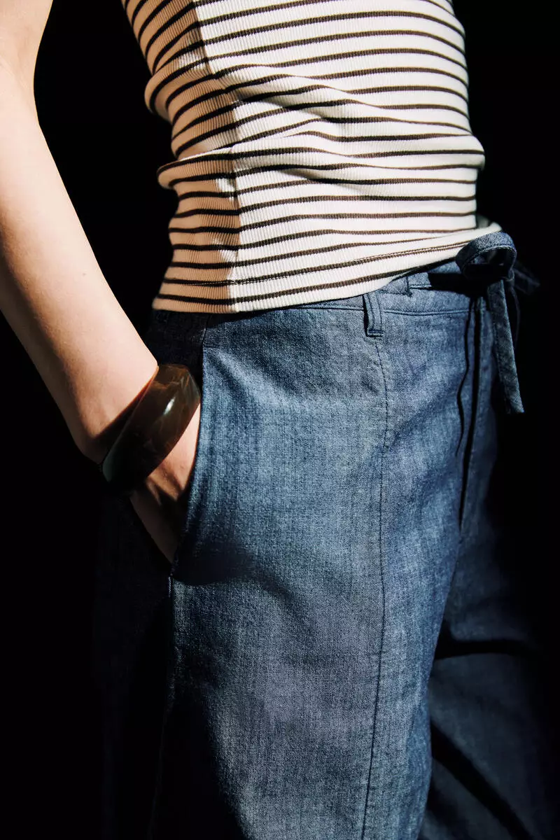Baggy cotton trousers