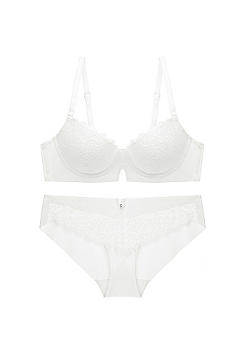W.Excellence white Premium White Lace Lingerie Set (Bra and Underwear) C3B25US04FABD2GS_1