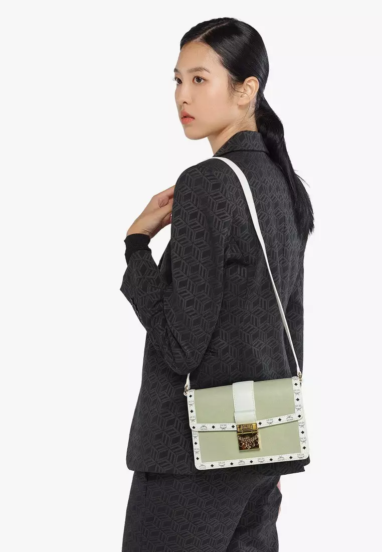 Buy MCM Tracy Shoulder Bag in Leather Visetos Mix 2023 Online ZALORA