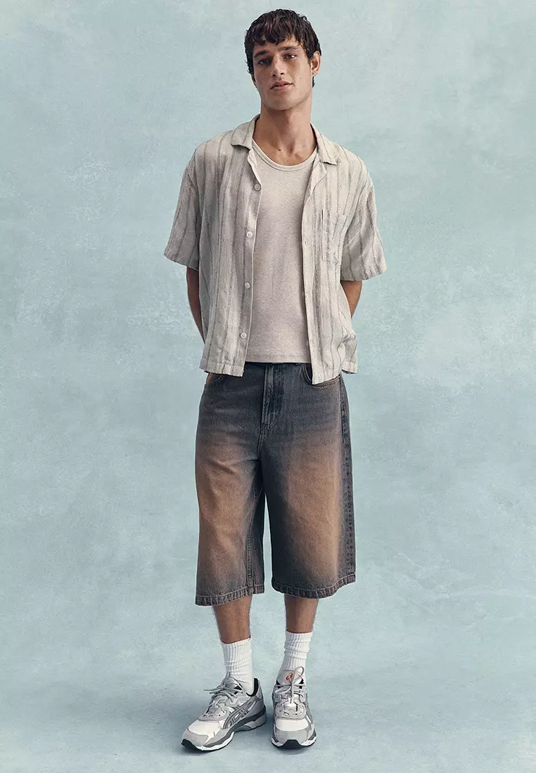 Box Fit Short Sleeves Shirt