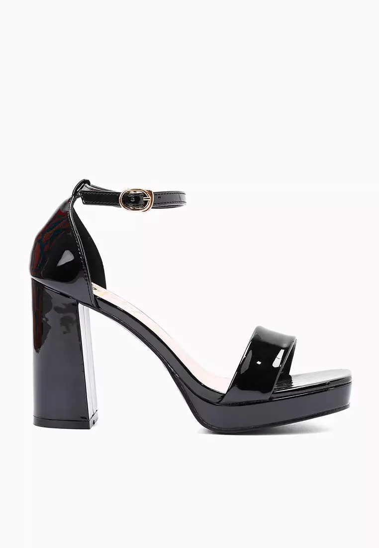 Discount on Sofab!  shoes - SKU: River Heel Sandals