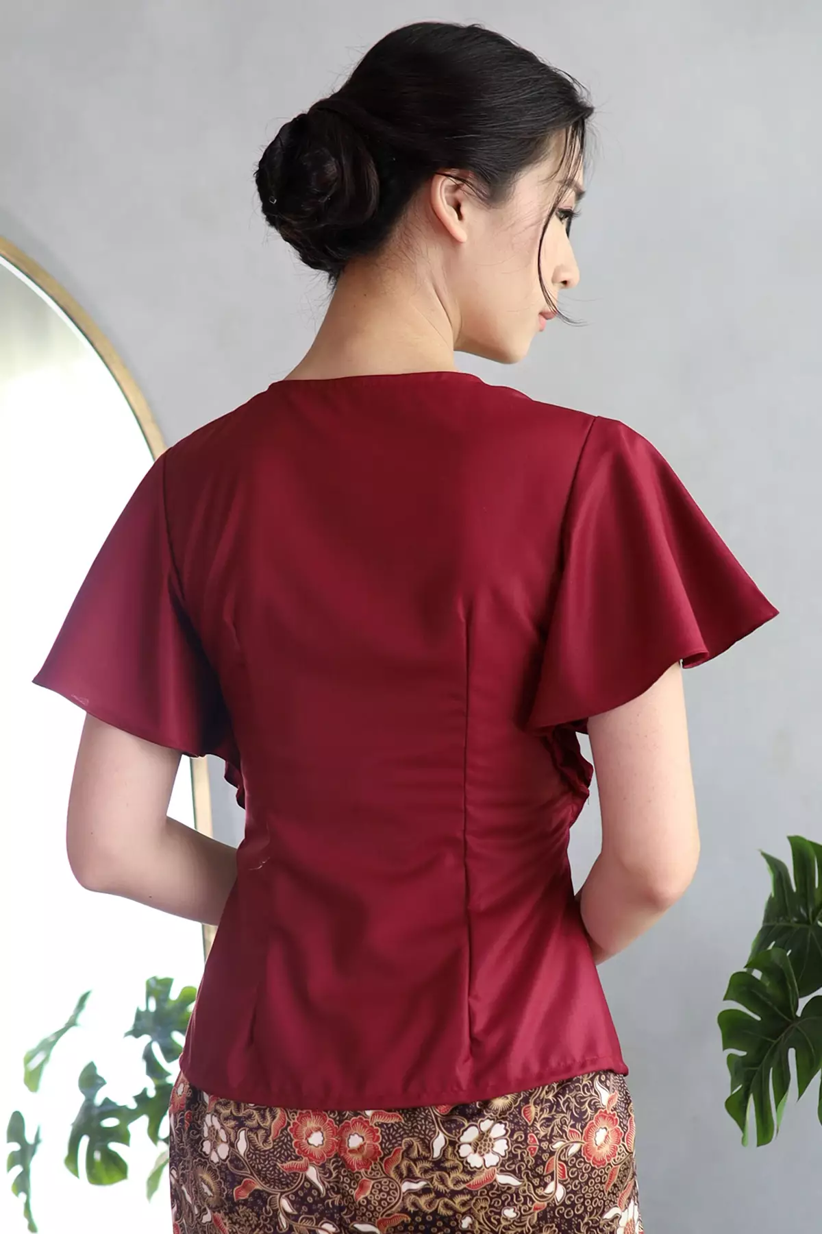 Soraya Dainty Maroon Kebaya