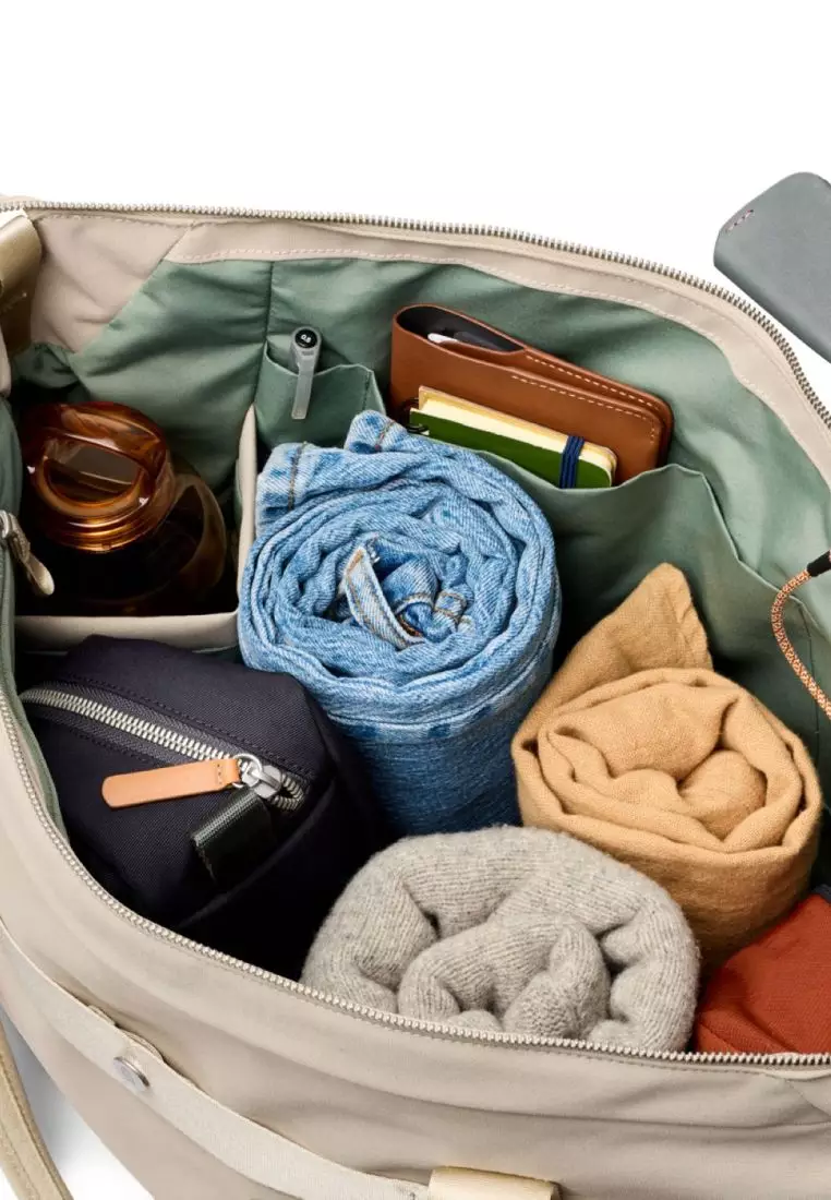 Bellroy Classic Getaway Bag - Tahini