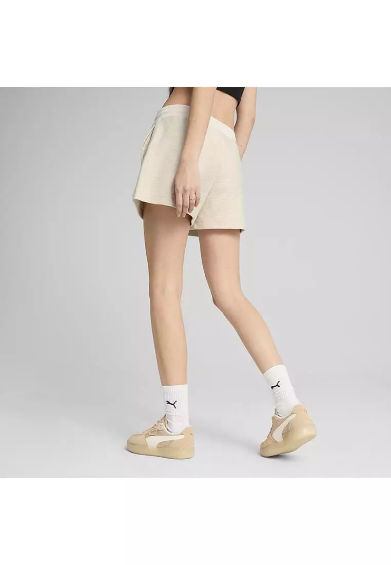 Premium Ess A-Line Shorts