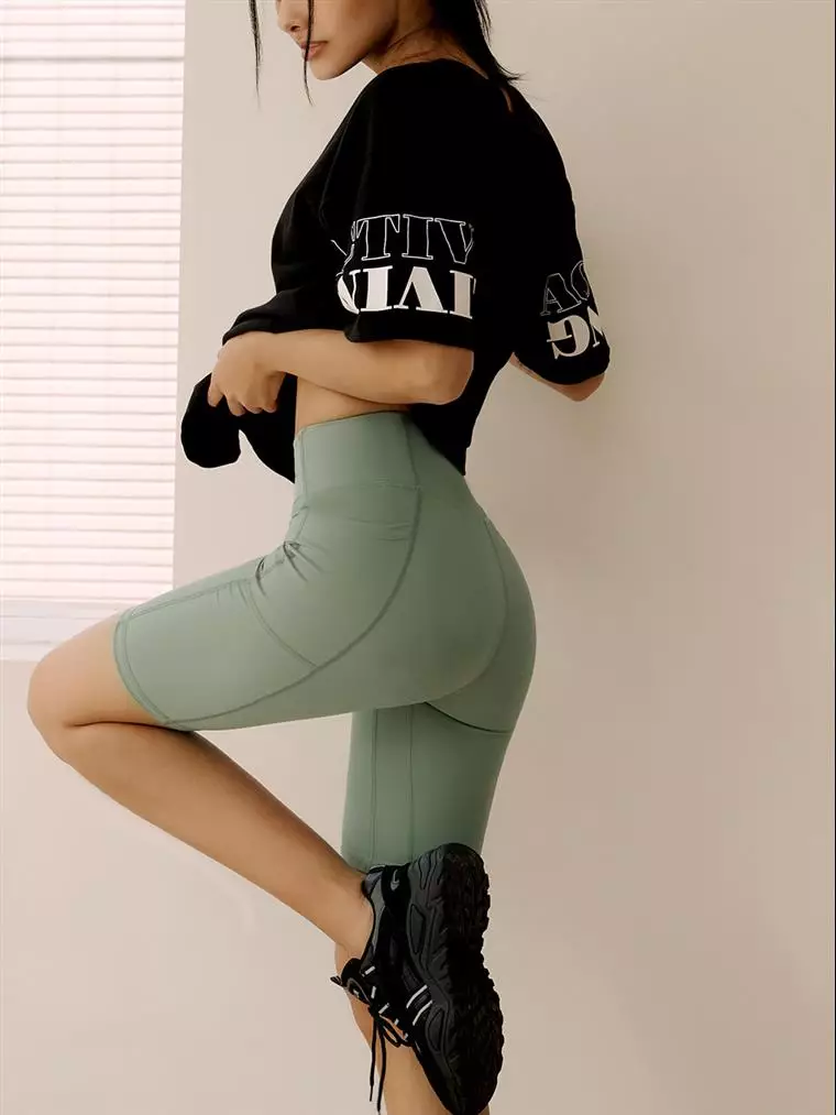 OB嚴選 小腰精．高腰側口袋彈力單車褲《KS1101》