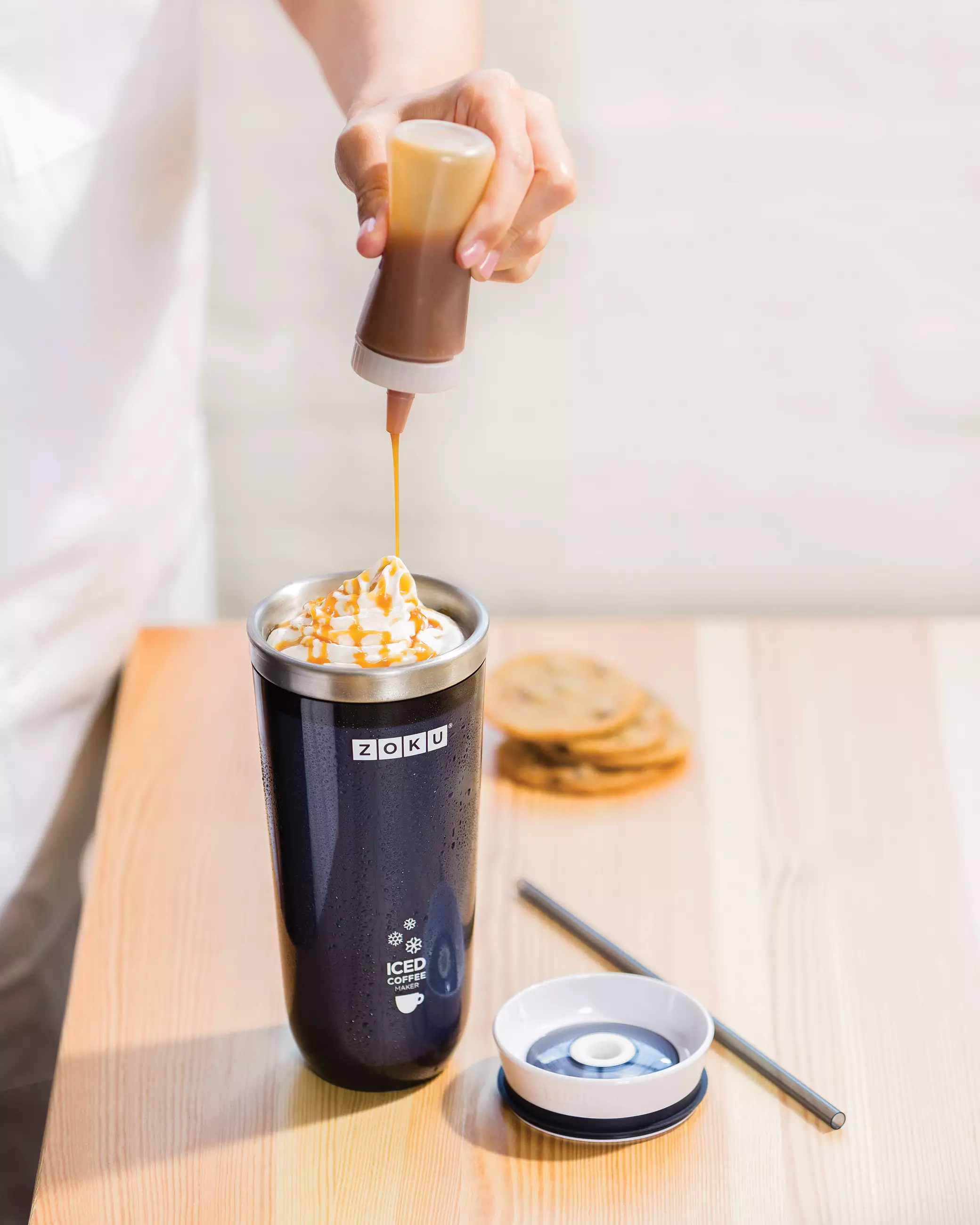 Zoku Gray Iced Coffee Maker - Alat Pembuat Es Kopi Instan