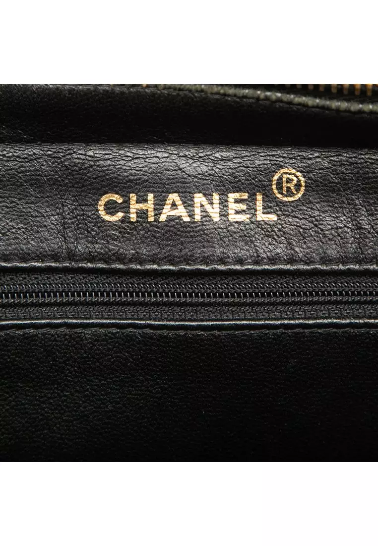 Pre-Loved Chanel Cc Vertical Quilt Lambskin Medallion Shoulder Bag