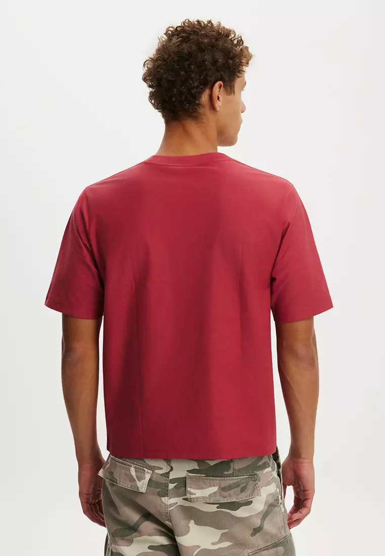 Cropped Fit Graphic T-Shirt