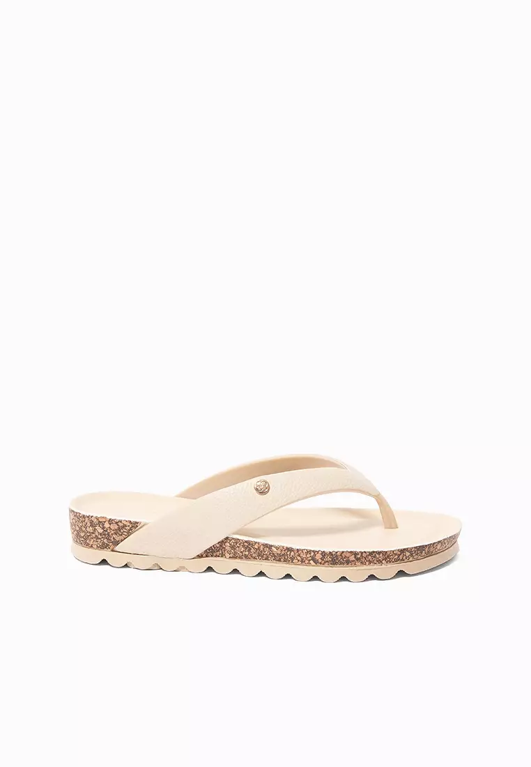 Discount on CLN  shoes - SKU: Levie Slides