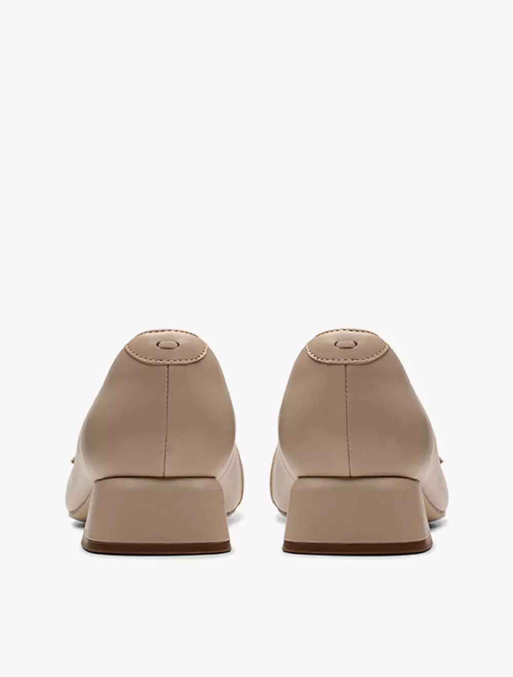 Clarks Daiss30 Court Sand Leather