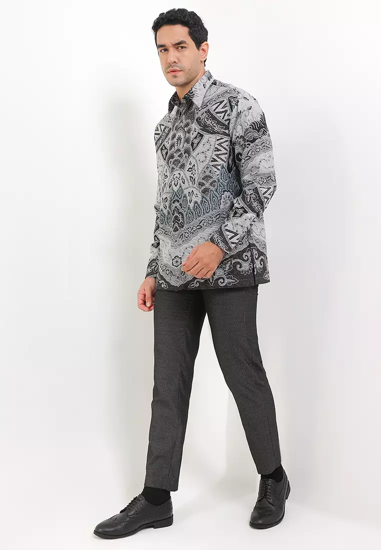 Kemeja Regular Fit Batik Mega Mendung