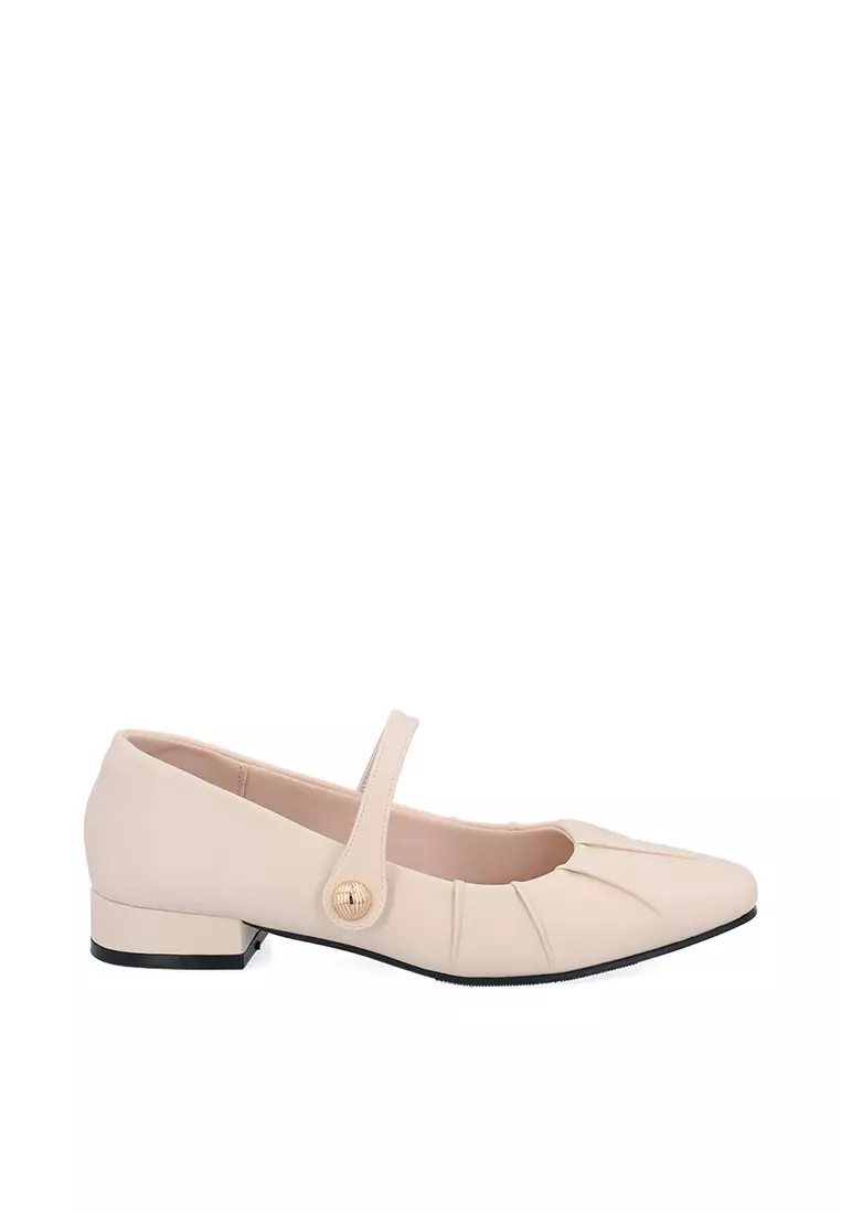 Discount on Carlo Rino  shoes - SKU: Beige CR Pleated Pumps
